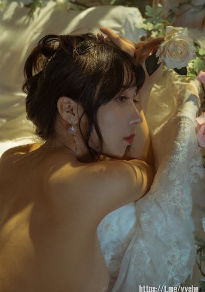 欧美吻戏脱内衣_BD韩语高清在线观看