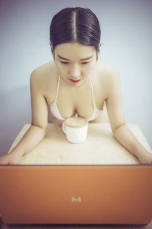 国产不卡网址_超清HD高清在线观看