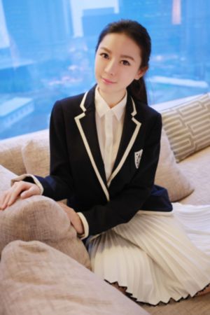男生跟女生热吻在床上_韩国电影在线