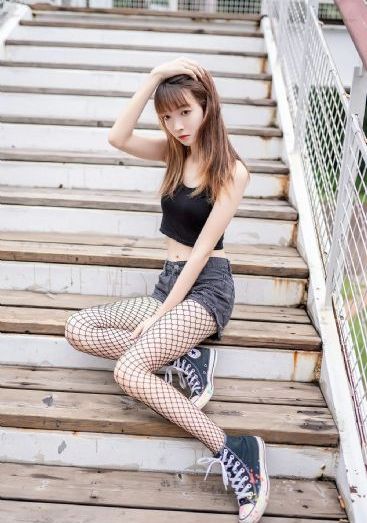 欧美半臂纹身图案手稿_90集免费观看