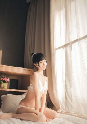 国产偷拍a∨综合网_BD英语高清迅雷在线观看