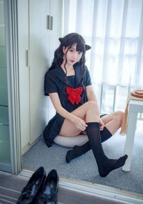 美女露着奶头光胸光屁屁的照片_720BD在线观看